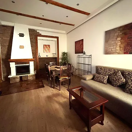 Rustic In The Jewish Quarter Apartment *