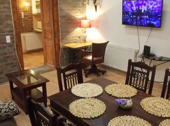Rustic In The Jewish Quarter *
